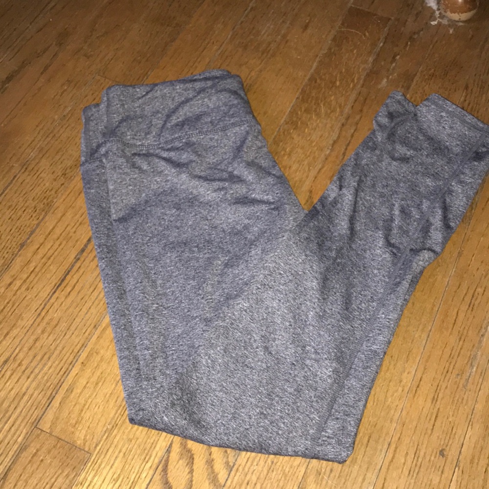 Athletic leggings